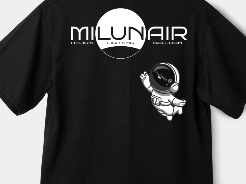 Black and White Minimalist T-Shirt Mockup Instagram Post (2)