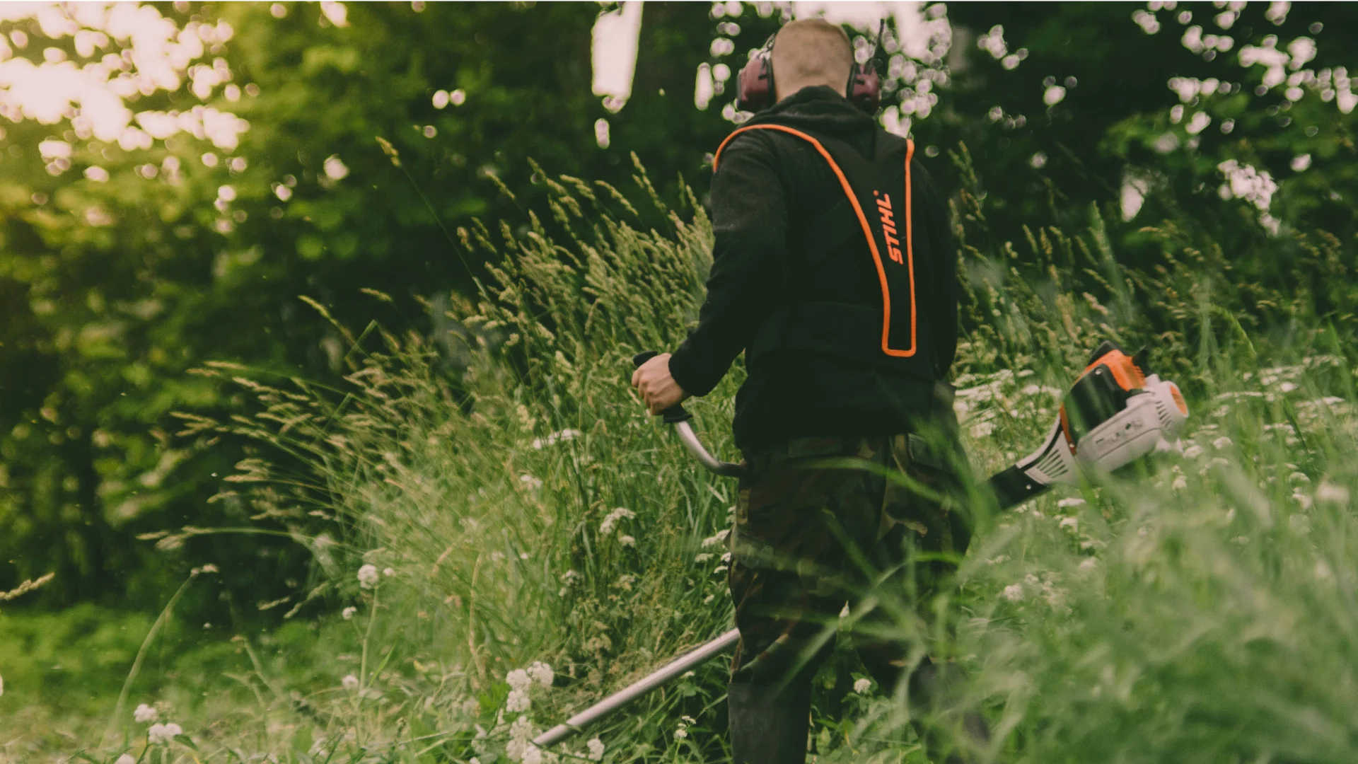 paysagiste-tonte-herbe